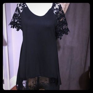 Lace sleeved top